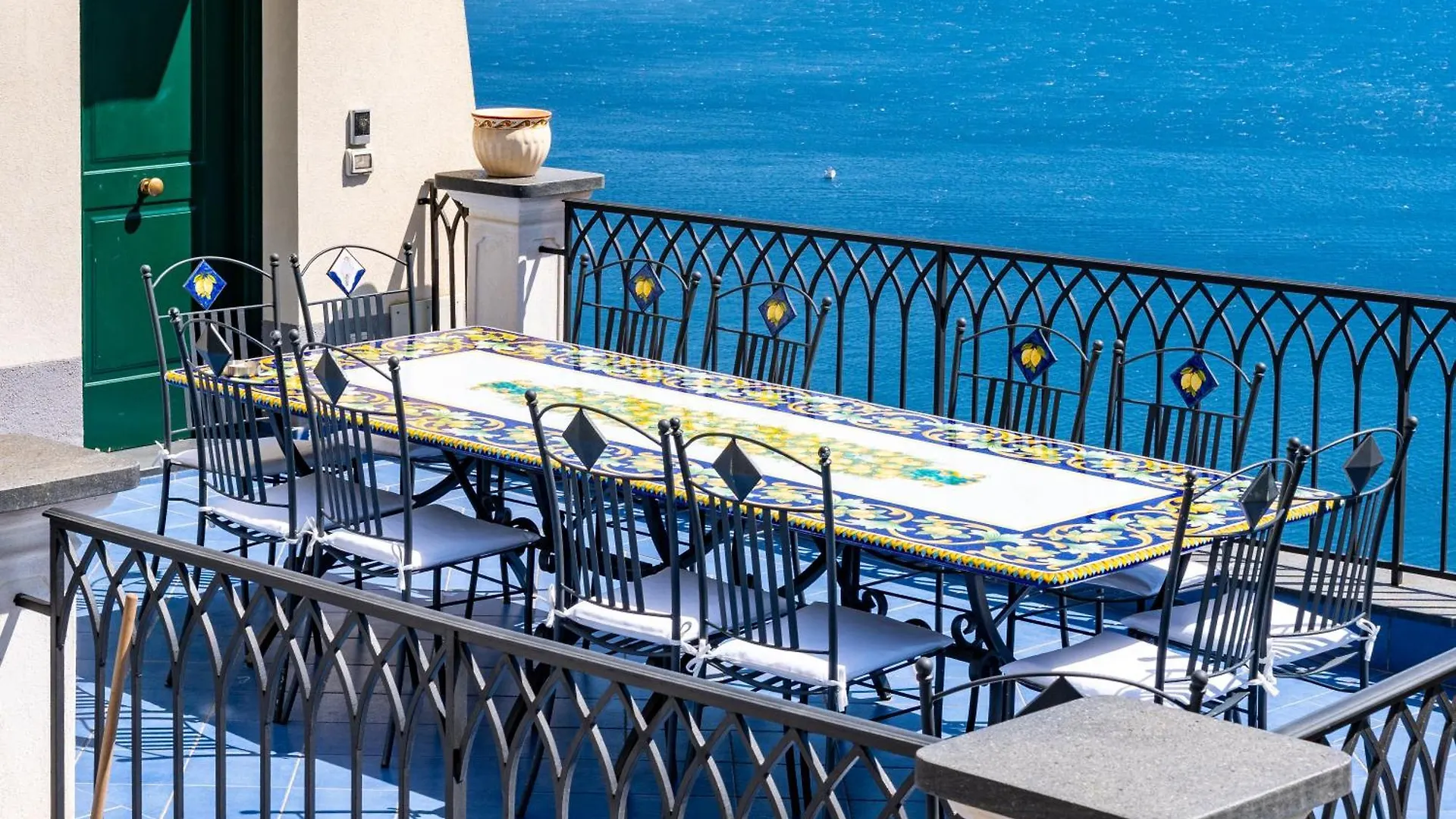 Camera Van Gogh In Villa Foglia Amalfi Italy